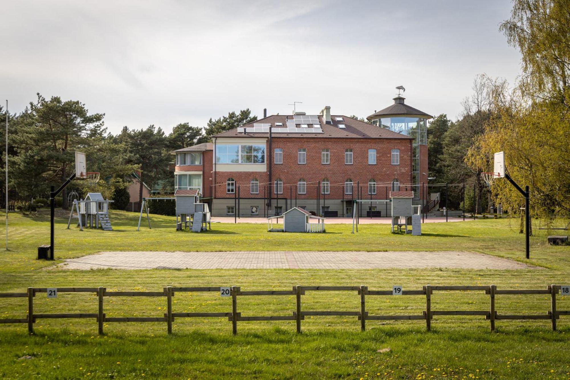 Roze Village Jurnieka Ligzda Pērkone エクステリア 写真